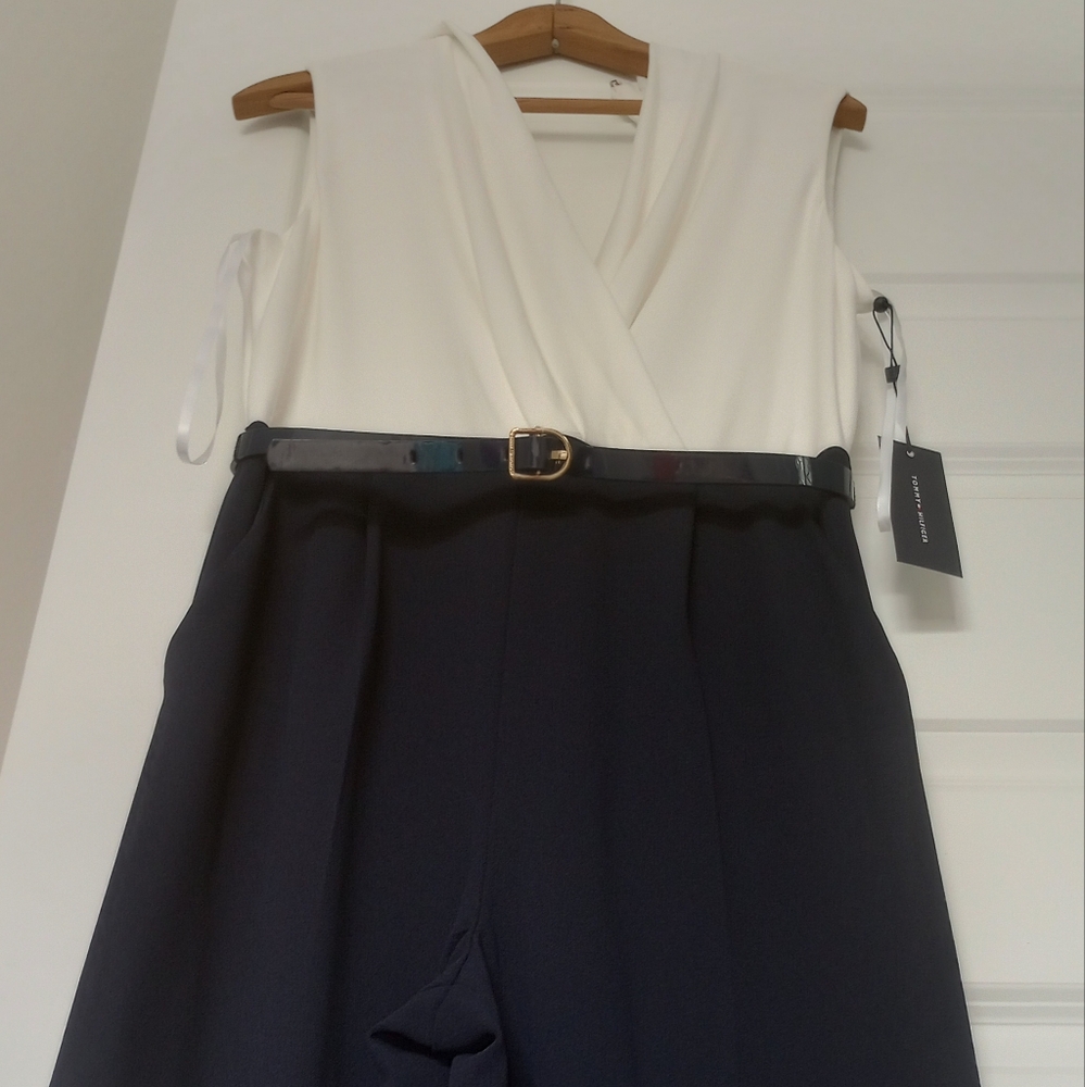 Tommy Hilfiger wide-leg jumpsuit, two-tone, size 8.